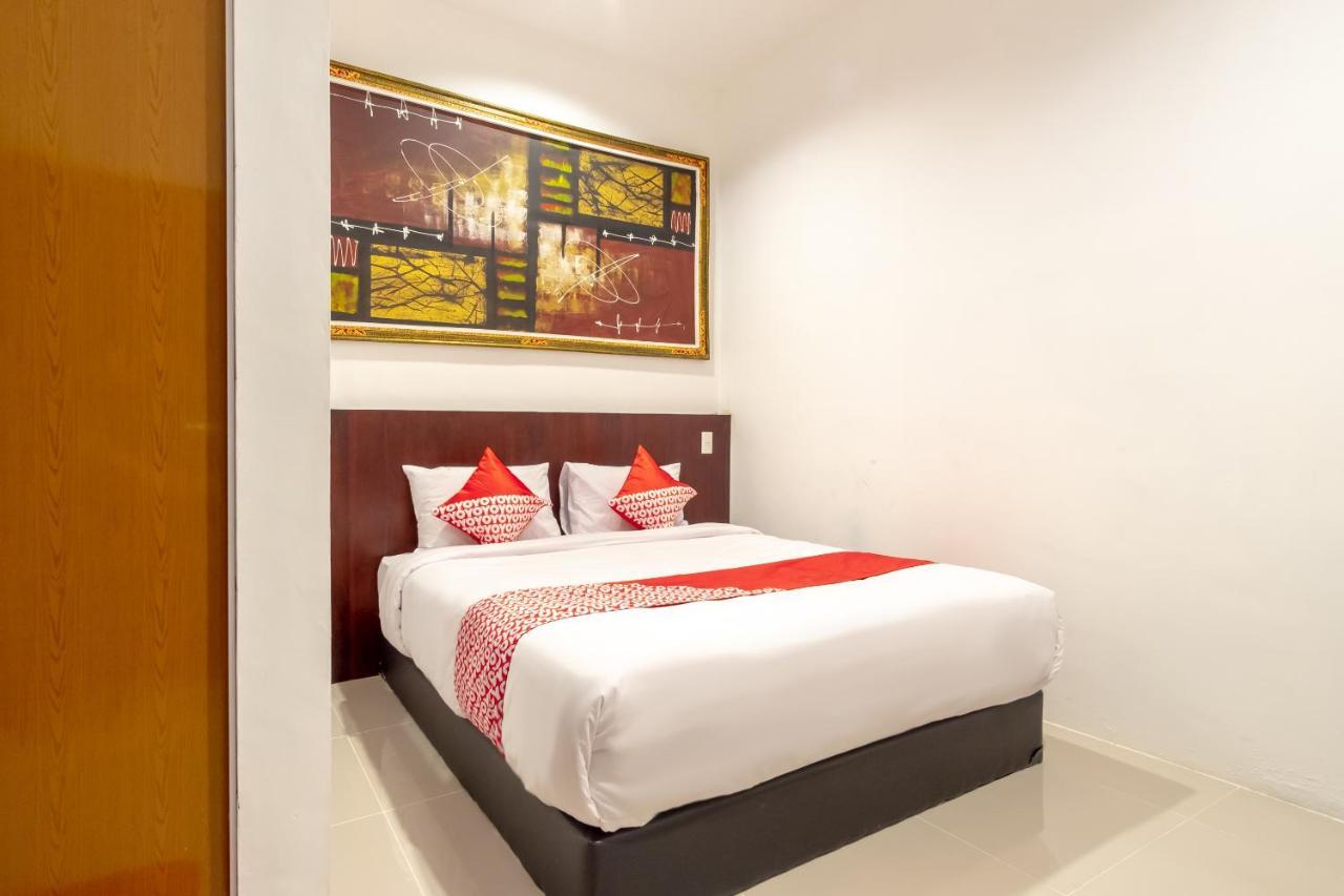 Urbanview Os Residence Medan By Reddoorz Exterior photo